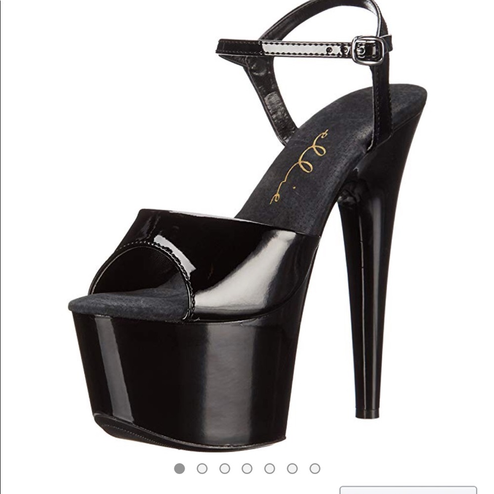 ELLIE heels. Size 6. 7 inch heel.